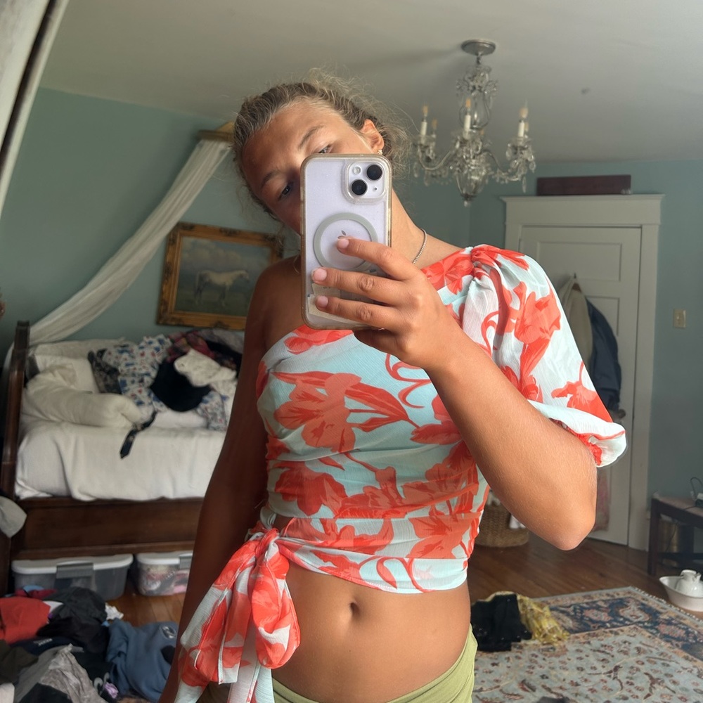 NWT Olivaceous top